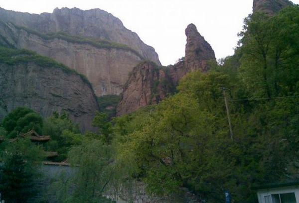 嶂石岩风景区