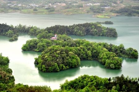 白水湖景点简介 白水湖交通线路