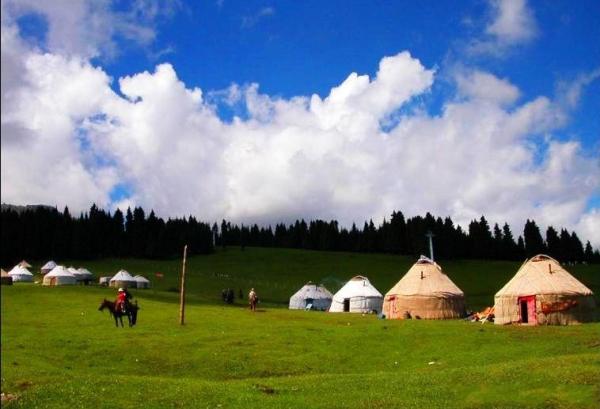 新疆南山风景区+新疆南山一日游
