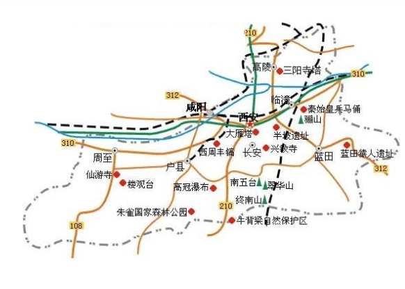 从图上我们可以看到西安火车站的位置,邻近咸阳市的位置,西安两条地铁图片