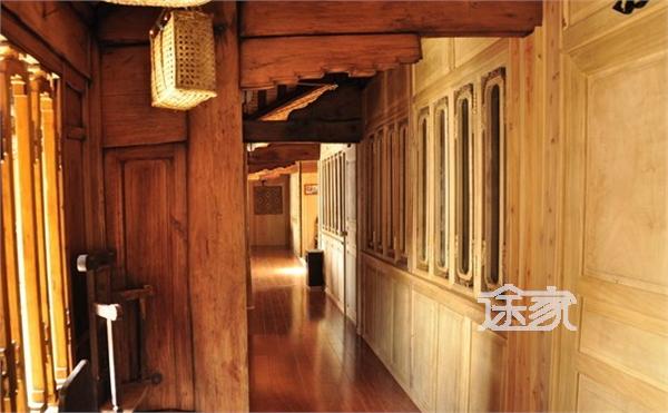和顺古镇住宿推荐:锦园客栈走廊