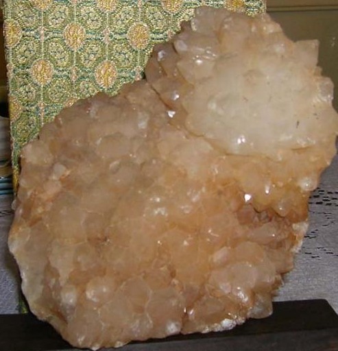 连云港东海水晶原石