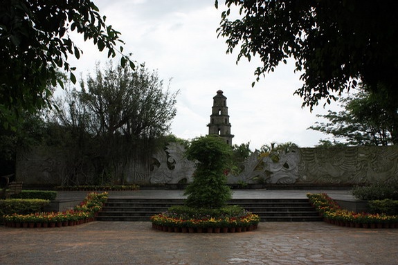 热带飞禽世界旅游攻略