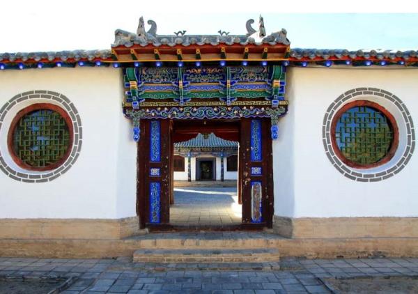 额济纳旗旅游景点介绍 : 塔王府