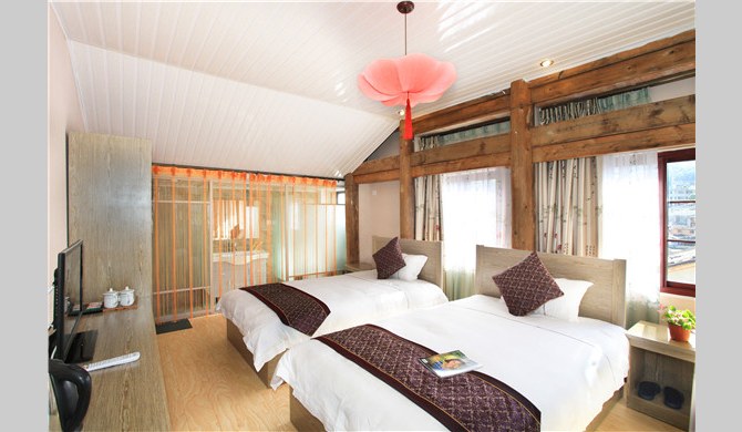 腾冲荷塘月色精品客栈标间